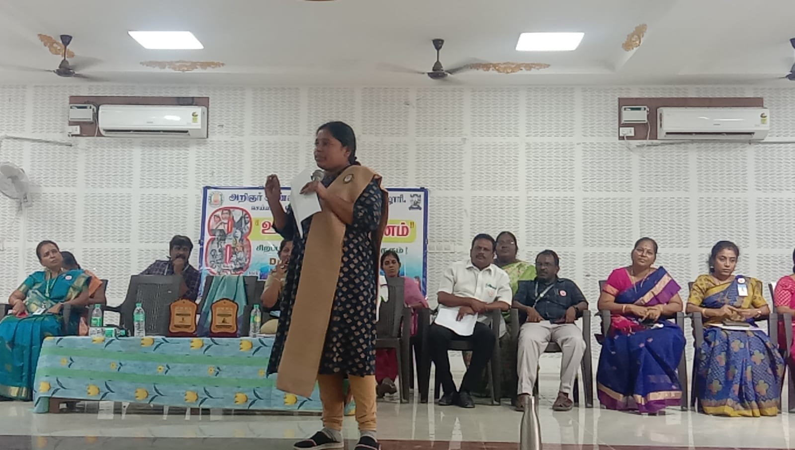 https://1ngo.sgp1.digitaloceanspaces.com/media/thendralmovement/Cheyyar AAA College Women's day - 08.3 (23).jpeg